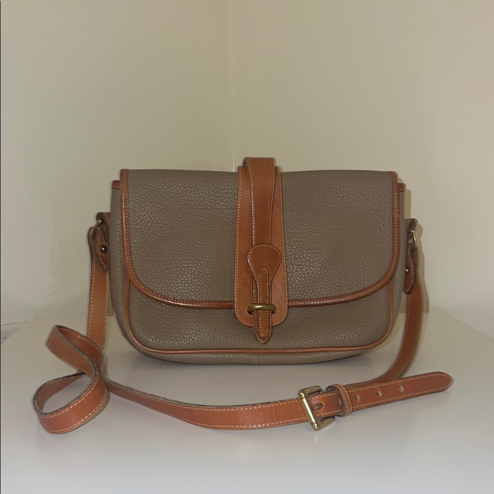 Vintage Dooney and Bourke Leather Shoulder Bag